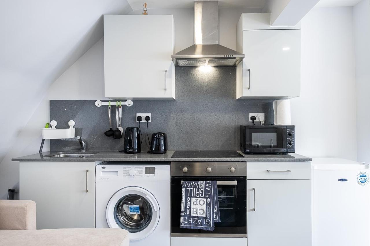 Securematics Superior Studio Apartments London Exterior foto
